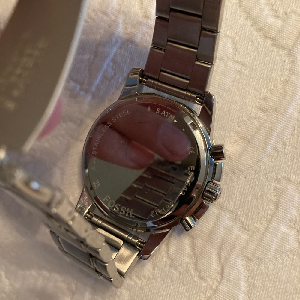 Fossil Watch - Picture 4 of 6